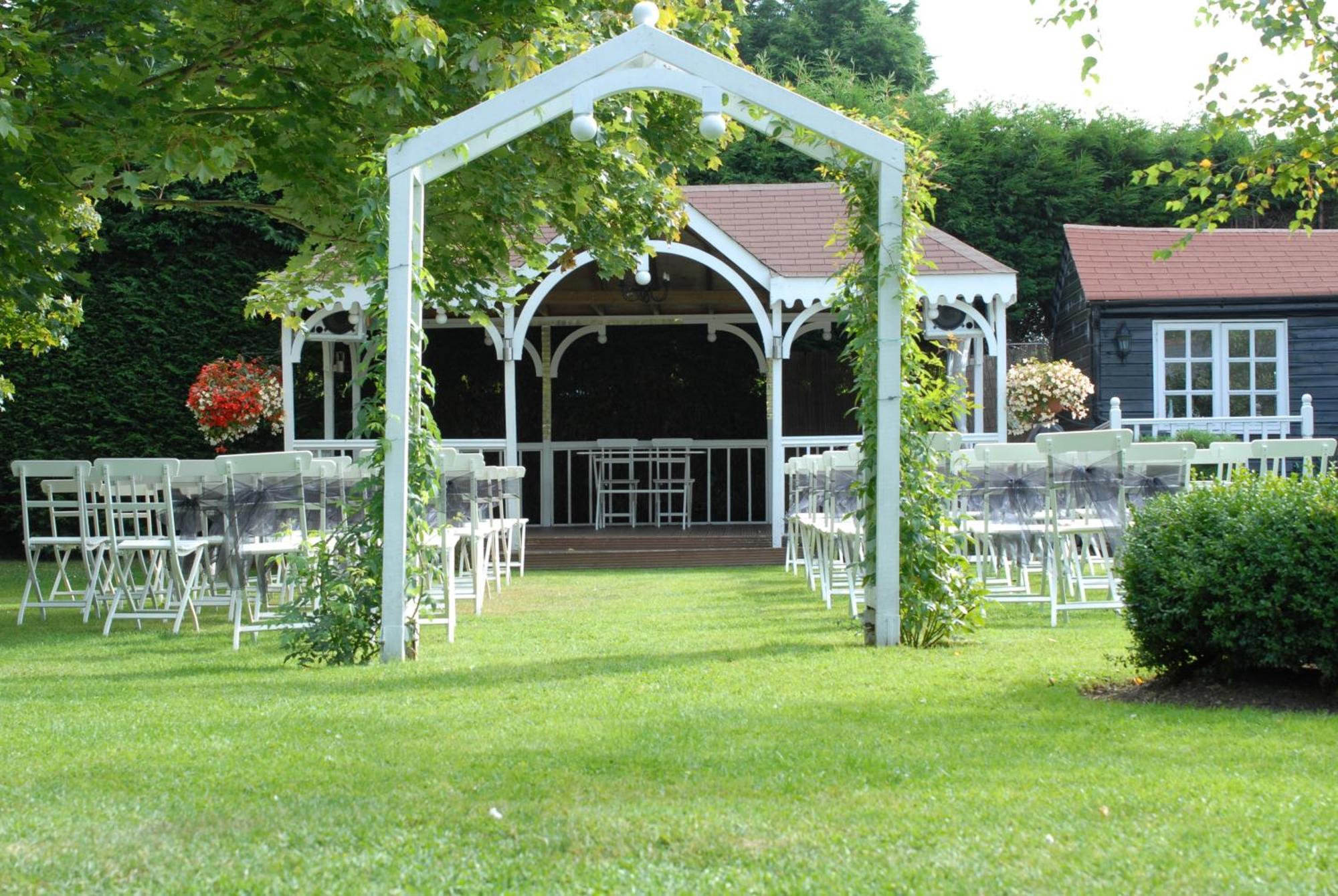 Hunters Meet Hotel Hatfield Heath Exterior foto